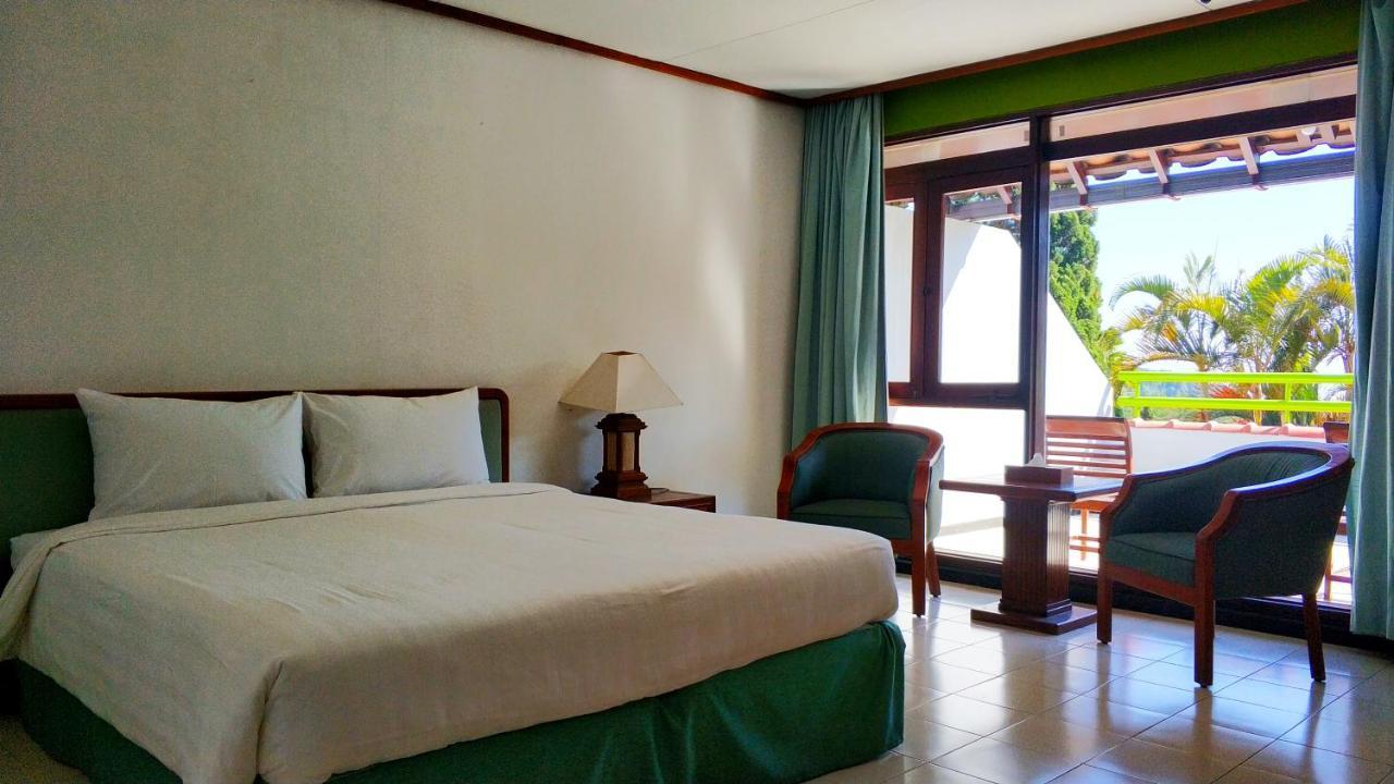 Grand Whiz Hotel Bromo Exterior photo